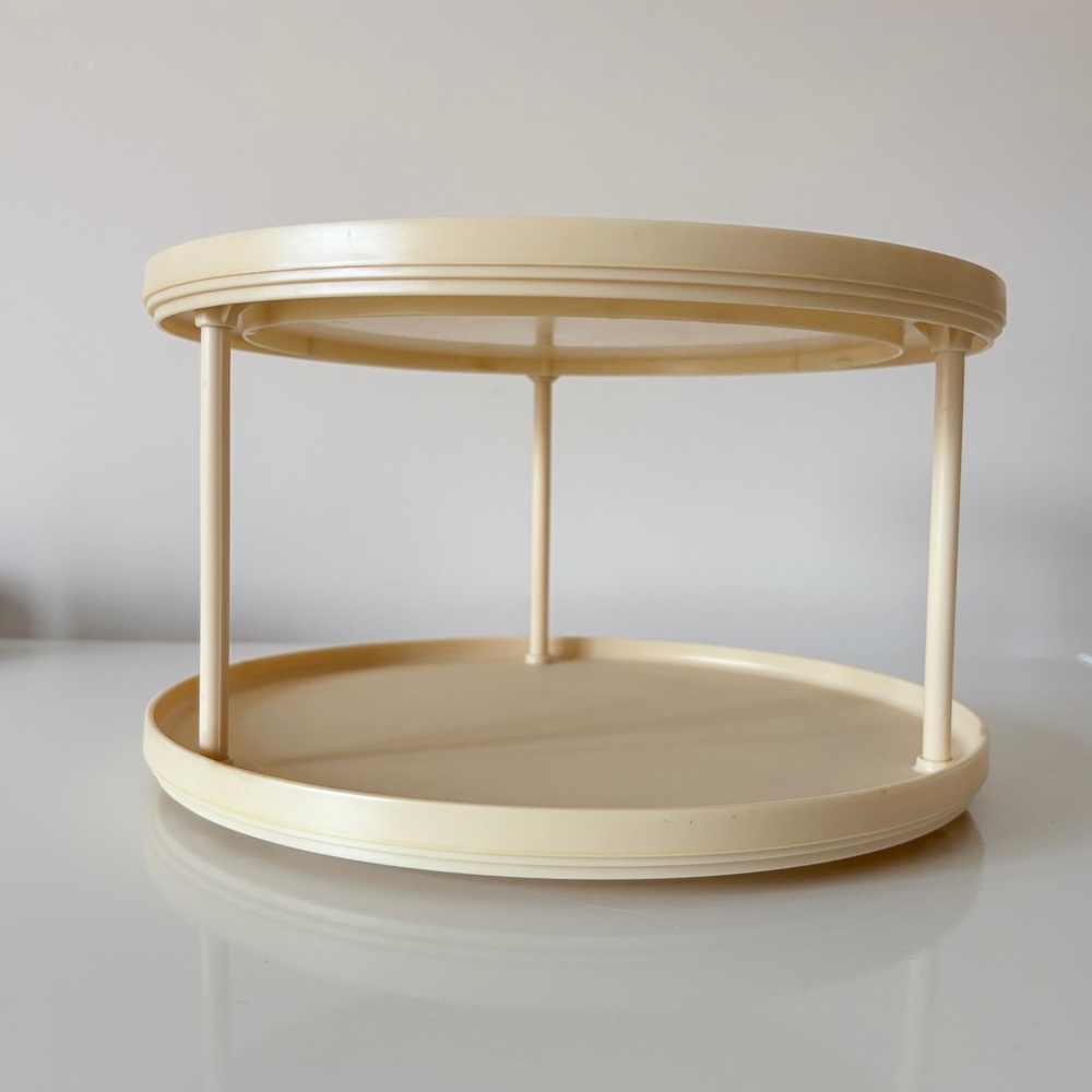 Vintage Rubbermaid Lazy Susan 2 Tiered Rotating Shelf Retro 60s 70s Cream